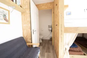 Family room-Standard-Ensuite - Image 4