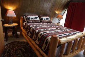 Mountain Lake Chalet - Image 5