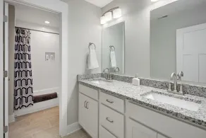 Nouvelle maison de ville luxueuse de 8 bd / 6ba avec toit! - Image 4