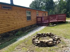 The Sandstone log home 3BR 2BA - Image 5