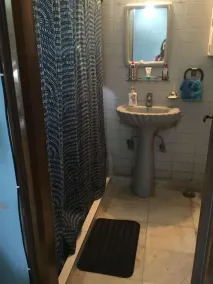 Beautiful flat in Hauz Khas  close to important land marks in NewDelhi - Image 2