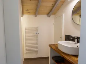Grande maison avec piscine et étang privé, proche de Brantôme - Image 4