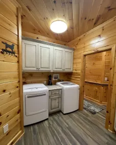Nature Lovers' Dream - Diamond Bear Home - Image 3