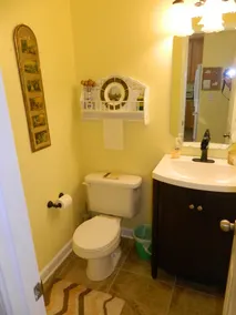 Cozy and Convenient Furnished Townhome w/view - Image 4