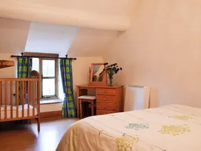 Alojamiento de 3 habitaciones en Bala - Image 5