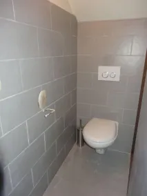 Chalet ai piedi delle piste e 5 minuti da negozi e scuola di sci - Image 4