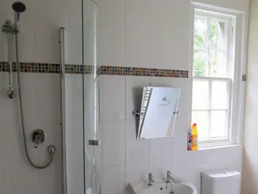 2 bedroom accommodation in Duns - Image 3
