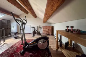 Family-run Mas Provençal in the heart of the Alpilles, 15 min from St Rémy de Provence - Image 2