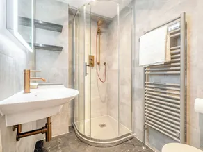 4 bedroom accommodation in Wells - Image 4