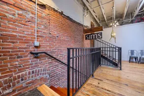 Sweet Lancaster Apt. B - Image 3