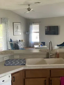 Village of Mallory, Close to Sumter Landing Sq. 3BD, 2Bath with Gas Golf Cart.  - Image 2