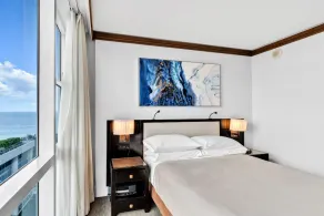 Stunning 2BR 2Bath on 8th floor @Carillon Miami Wellness Resort - Image 4