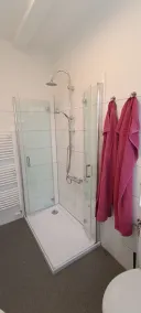 Cozy apartment for couples or families - Image 2