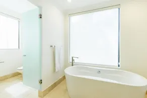 Luxury 4-bedroom Penthouse on 5-star Resort - Image 3