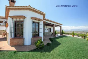 Villa med have, swimmingpool, aircondition, WIFI, smuk udsigt. - Image 2