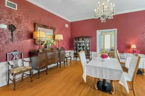 6 Private Suites! Game Room, Living Room-The Beland Mansion - Image 3