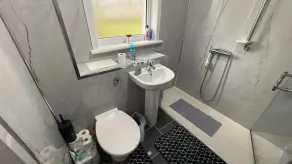 Erskine - House - Sleeps 4 - Parking - River Side - Image 2