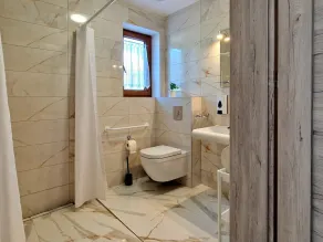Holiday Home Wiśniowa with Pool and Mountain Views - Image 4