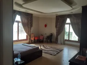 Super luxurious villa with large landscape areas. Free Continental Breakfast. - Image 5