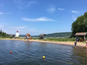 Lakeside Boat Cottage con dock sulla baia di Baddeck - Image 2