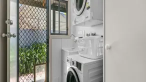 Sea Vine Hideaway by Wine Coast Holiday Rentals - Image 4