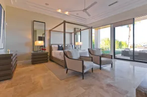 Stunning Contemporary Estate on PGA West w/spectacular lake views, Pool & Spa - Image 3