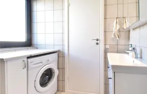 Amazing home in Otterup with kitchen - Image 3