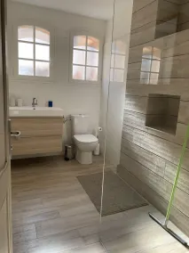 Propriété les cistes, vue mer magnifique (180°), très grande piscine privative. - Image 2