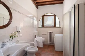 Country House / Farm House i Borgo San Lorenzo med 5 sovrum som kan rymma 11 - Image 2