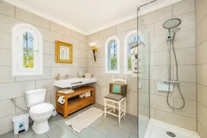 Villa mit Meerblick, Indoorpool und Wlan in Cala D' Or - Image 2
