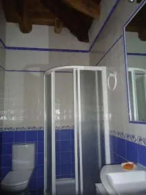 Casa Rigueira, Beautiful rustic house built in the late 1800's for 9 people - Image 3