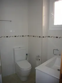 ACACIAS 4 (1 BEDROOM) - Image 4