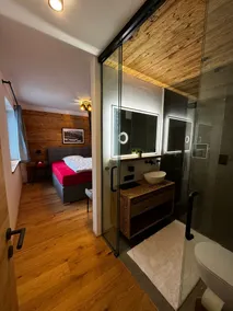 Chalet 'Almblick Mit Sauna' mit Bergblick, Gemeinschaftspool und Wi-Fi - Image 3