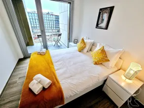 Cozy Apartment with Parking and Outdoor Space - Image 4