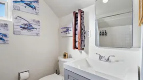 Centrally Located Midtown 2 Bedroom Home with 3 Parking Stalls that Sleeps 7 - Image 3
