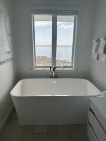 Oceanfront Estate med opvarmet pool, tennis og privat strand - Image 4