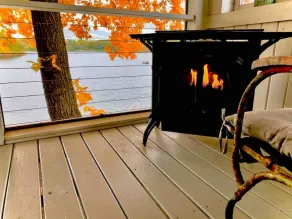 3 Bed 3 Ba Screenporch/Sunset Lake Views - Image 2