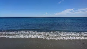 70m from the beach, pretty house 200m2, sea view, 6 bedrooms, 5 bathrooms, 7 wc, enclosed garden, 15 people - Image 4