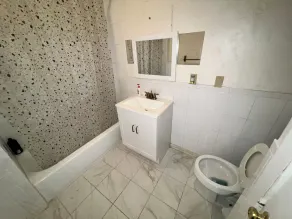184 Heath St - Image 4