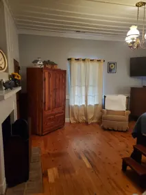 Mimi's Sweet Retreat - Image 2