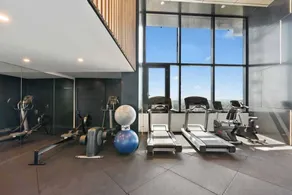 SKY 2 LITS AU CŒUR DE LA VILLE | PISCINE ET GYM QBN222 - Image 2