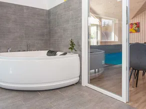 10 Person Holiday Home in Romo - Image 4