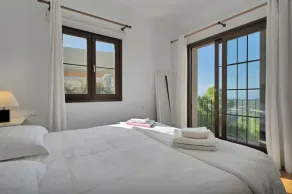 Spectacularly located luxury villa near Marbella - perfect for families - Image 3