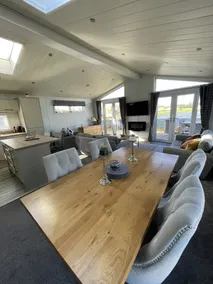 Lussuoso Oakwood Lodge con vista lago e tramonti sul balcone glorioso - Image 3