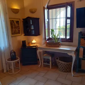 Calliope traditional retreat next to the sea - Image 2
