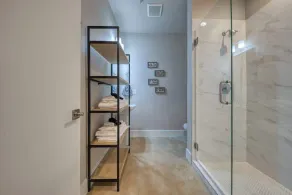 King William / Southtown Luxury Group Rental - Image 3