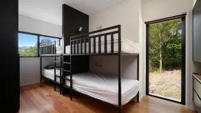 Family Beach House Sleeps 18, Dramatic Beach and Ocean Views over Copacabana. - Image 5