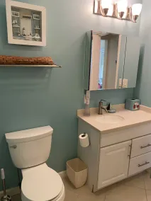 Fully Renovated 5-star Rating Beach House in Seaview, Fire Island - Image 5