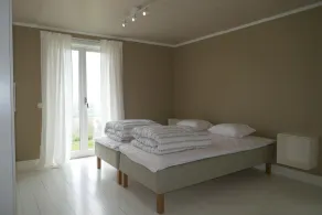 Modern holiday home with miles of views near Båstad. - Image 3