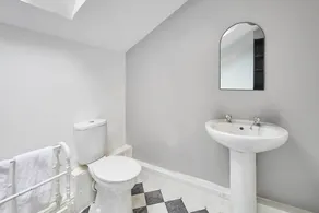 Host & Stay - Carrville Apartment - Image 3